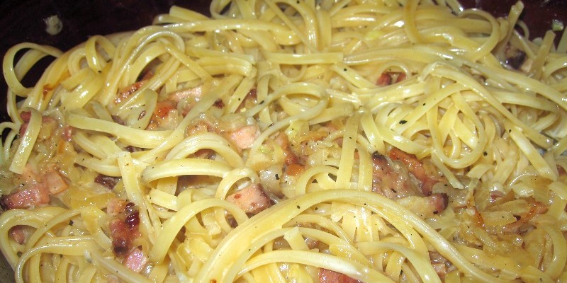 Nosso espaguete à Carbonara